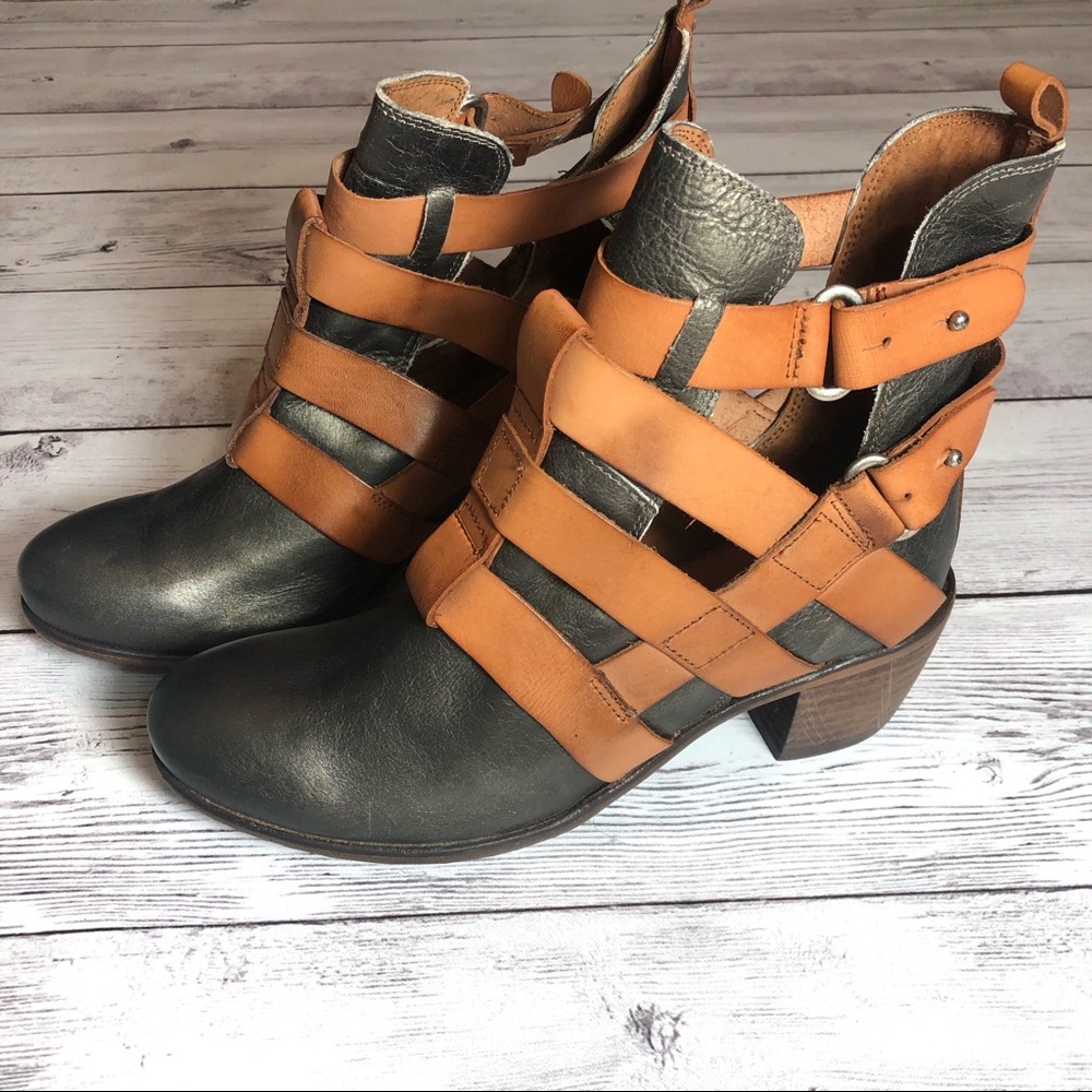 Free People Sixtyseven black brown cut out boot 38